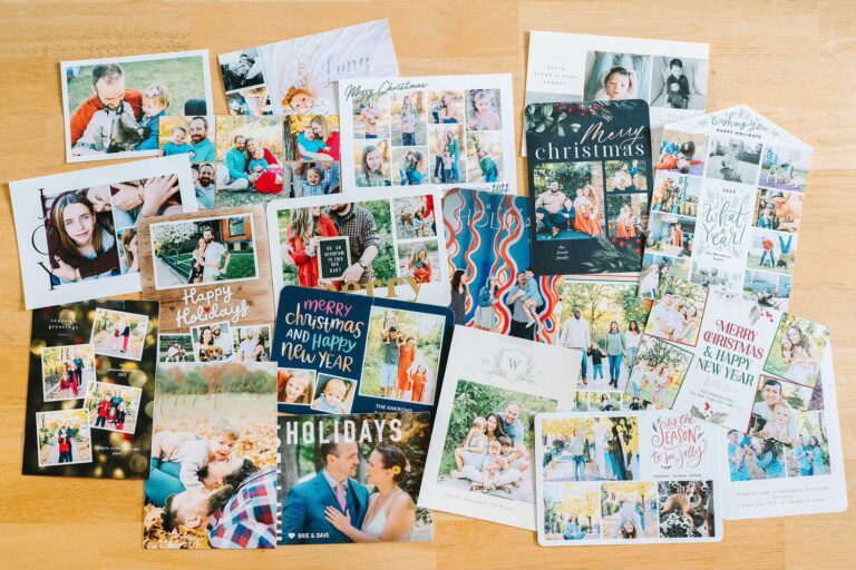 When to send holiday cards: the complete guide
